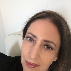 Meet your Posher, Michele